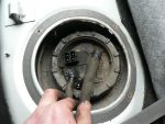 Adjustable Fuel Tank Lid Remover - Image 2