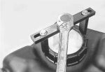 Adjustable Fuel Tank Lid Remover - Image 3